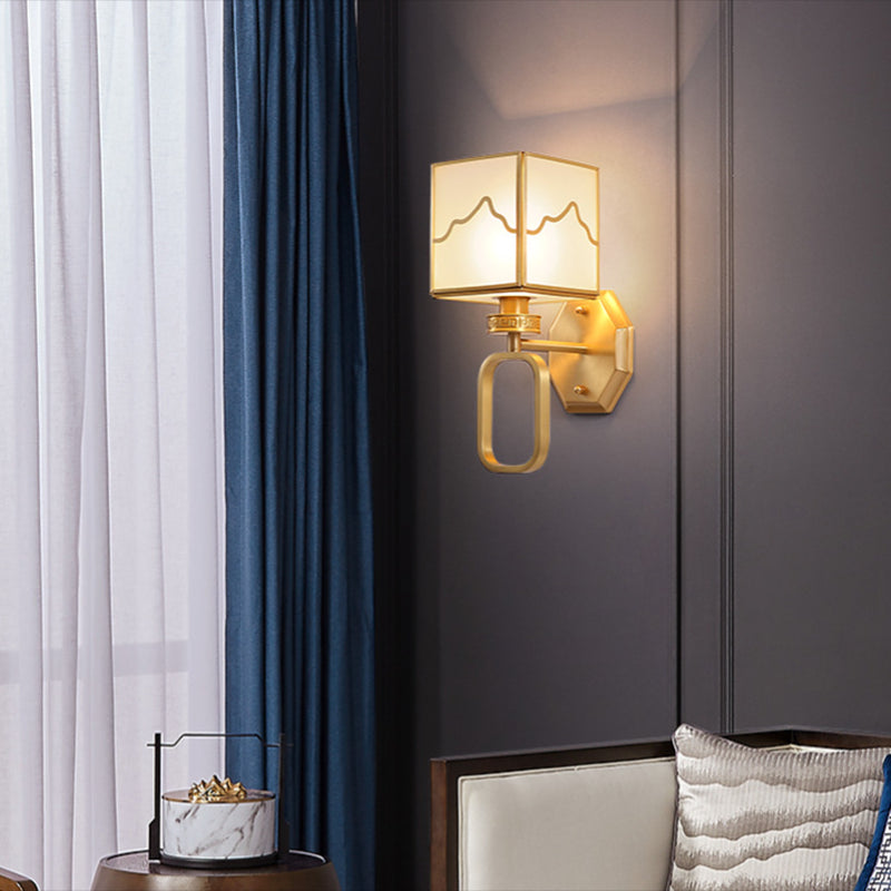 1 Light Unique Shape Wall Mount Light Fixture Modern Wall Mounted Lighting in Gold
