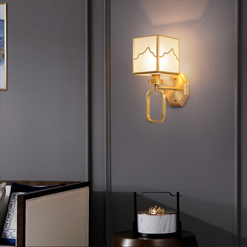 1 Light Unique Shape Wall Mount Light Fixture Modern Wall Mounted Lighting in Gold
