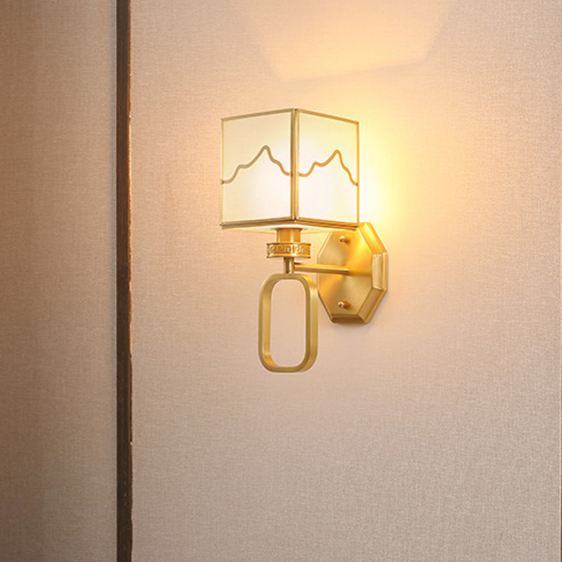 1 Light Unique Shape Wall Mount Light Fixture Modern Wall Mounted Lighting in Gold
