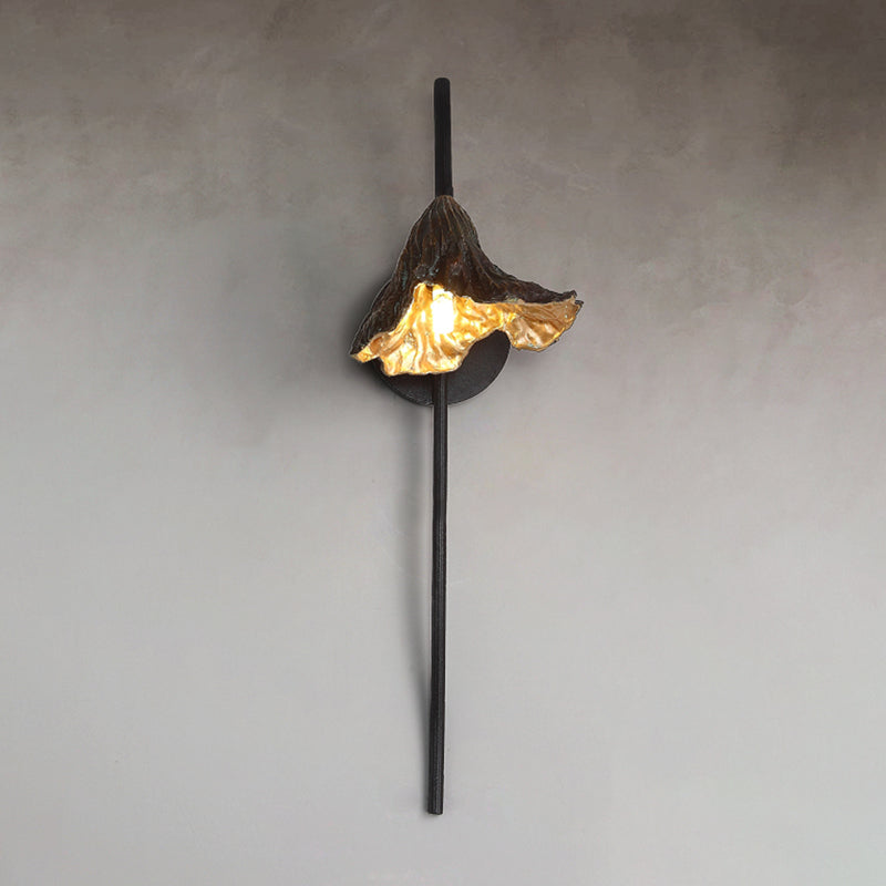 Modern Wall Sconce Flower Shape Wall Light with Metal Shade for Bedroom