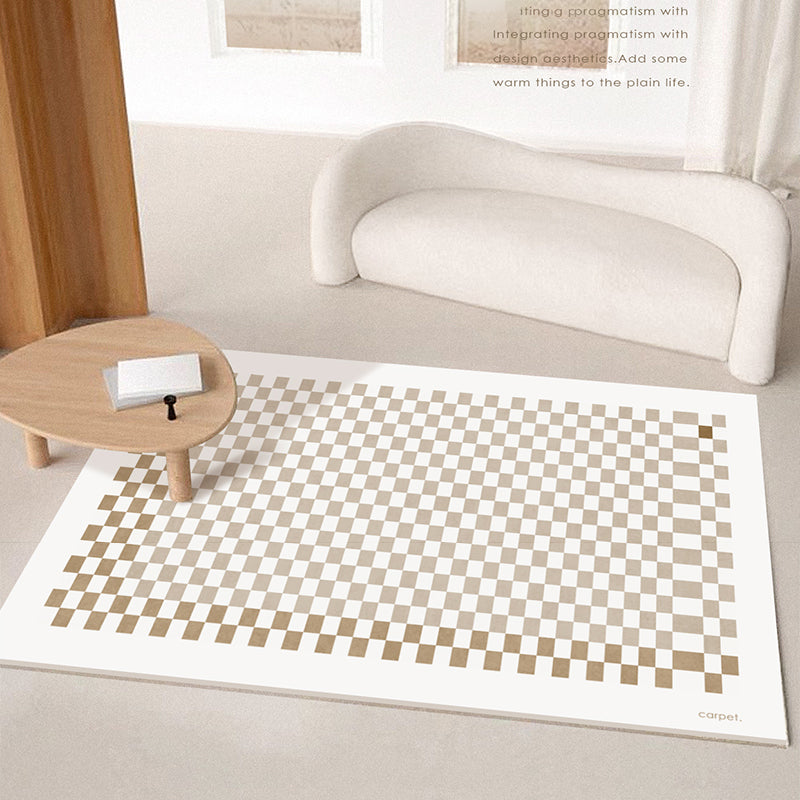 Dark Brown Rug Polyester Check Pattern Rug Stain Resistant Rug for Drawing Room
