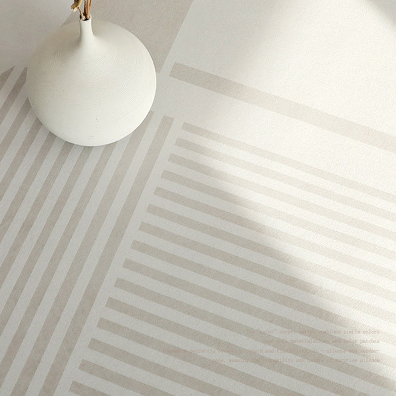 Modern Rug Light Grey Polyester Rug Stain Resistant Rug for Living Room