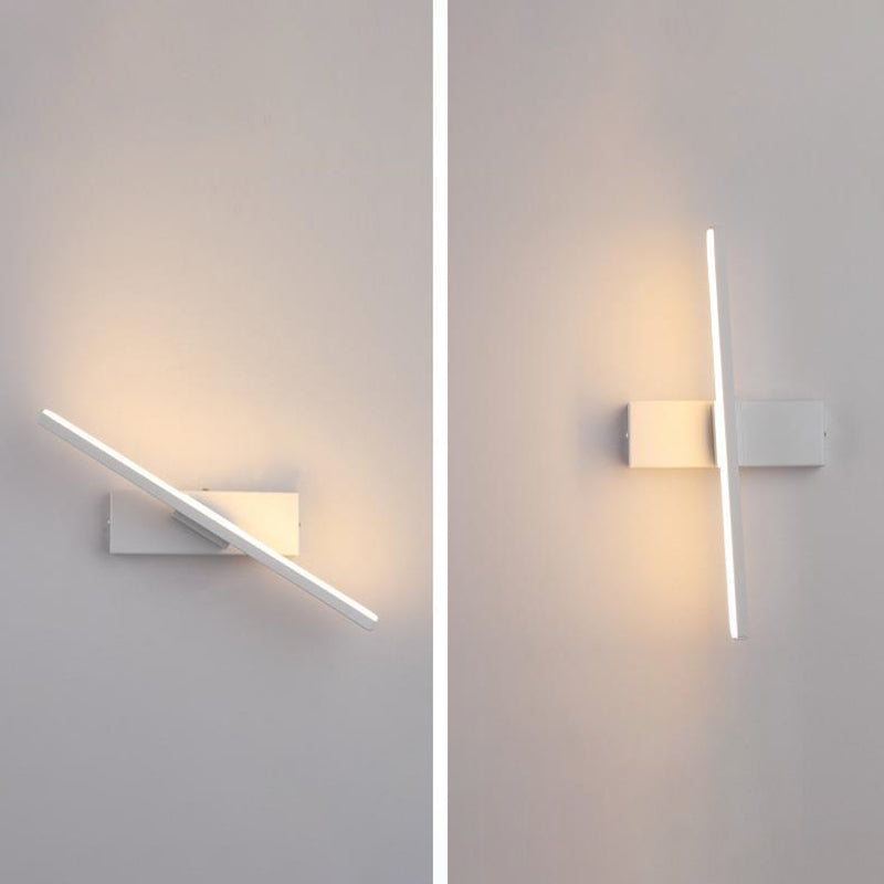 Nordic Style Metal Wall Light Strip Shape Rotatable Wall Lamp for Bedroom