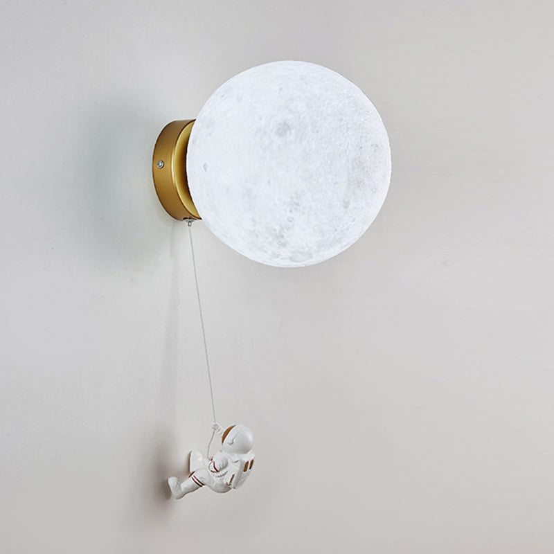 Nordic Style Iron Wall Light Ball Shape Wall Lamp for Children's Room (Included Doll)