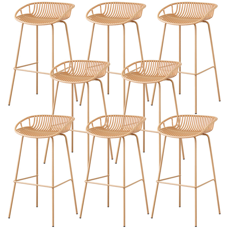 Contemporary Armed Contoured Seat PP Plastic Stool with Metal Base
