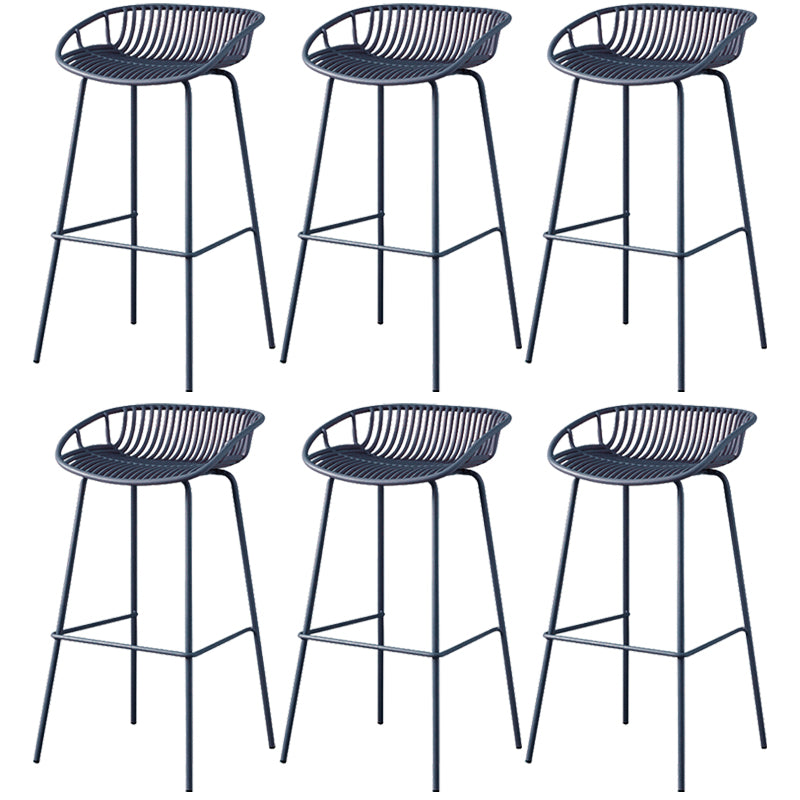 Contemporary Armed Contoured Seat PP Plastic Stool with Metal Base