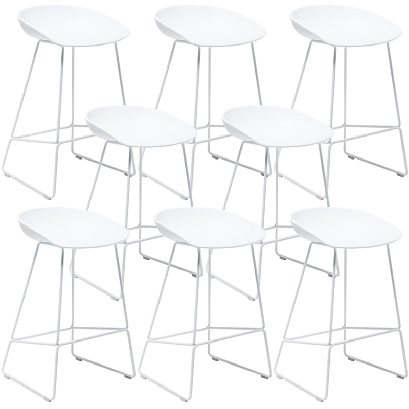 Nordic Style Plastic Bar Stools Footrest Indoor Counter Stool with Metal Legs