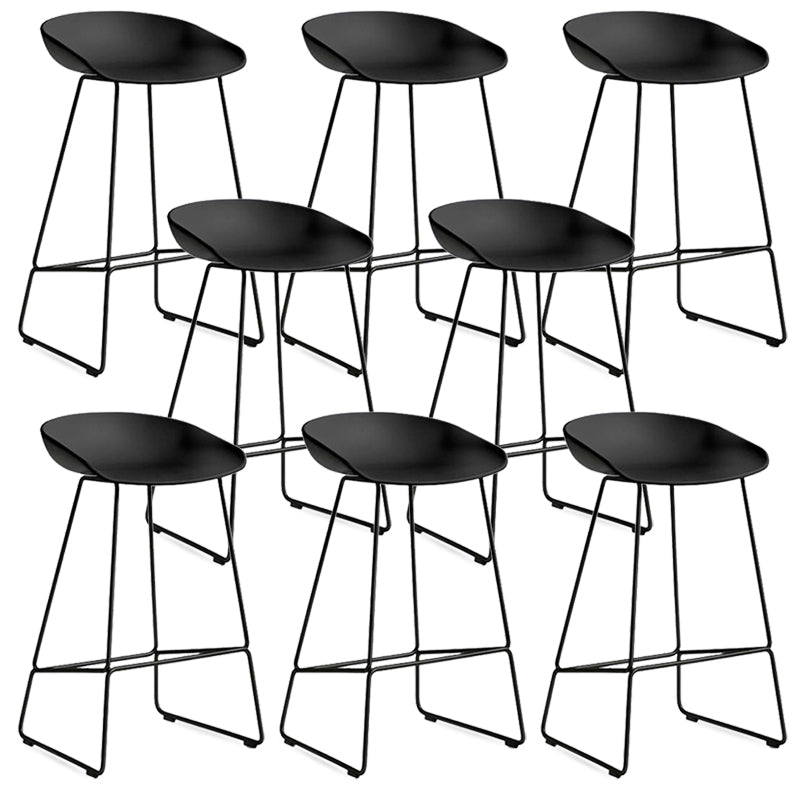 Nordic Style Plastic Bar Stools Footrest Indoor Counter Stool with Metal Legs