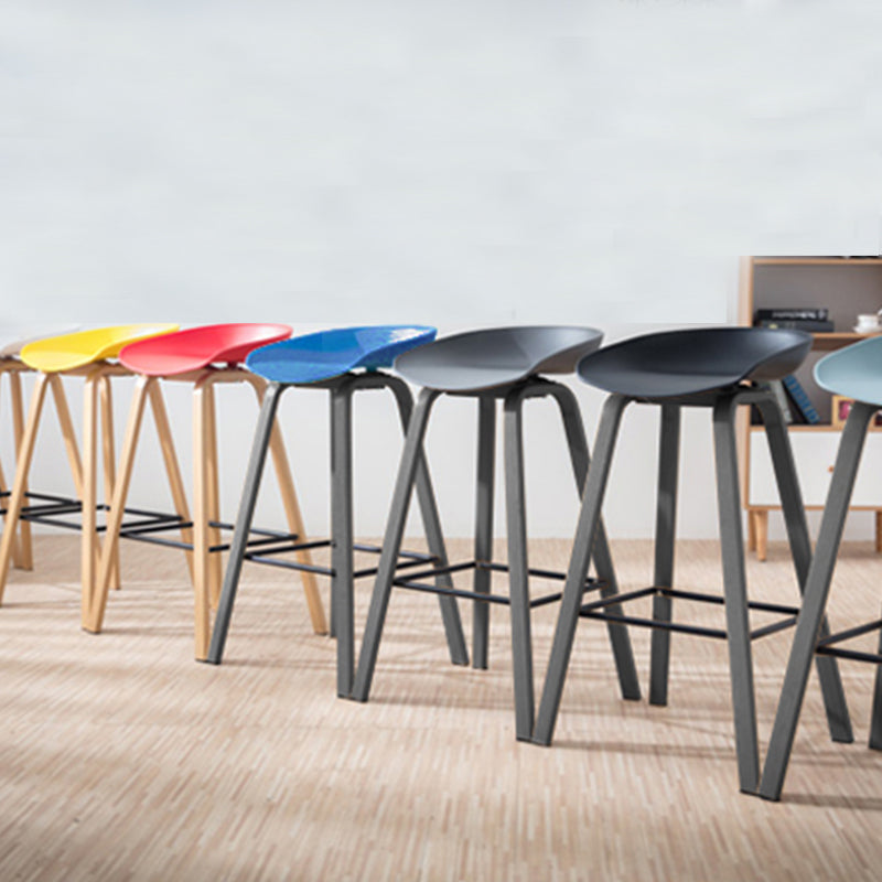 Modern Plastic and Metal Counter Stool Footrest Bucket Backrest Counter-height Stool