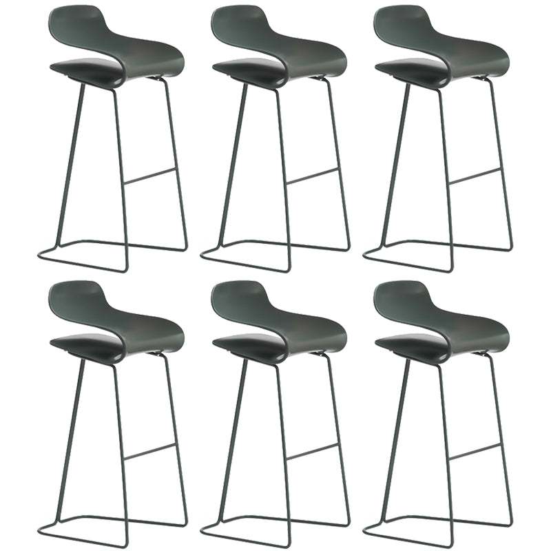 Armless Metal Indoor Bar Stool Scandinavian Plastic Stool with Footrest