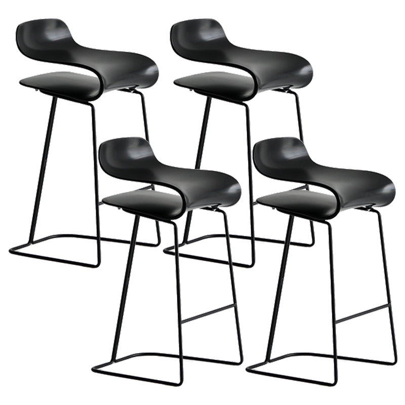 Armless Metal Indoor Bar Stool Scandinavian Plastic Stool with Footrest