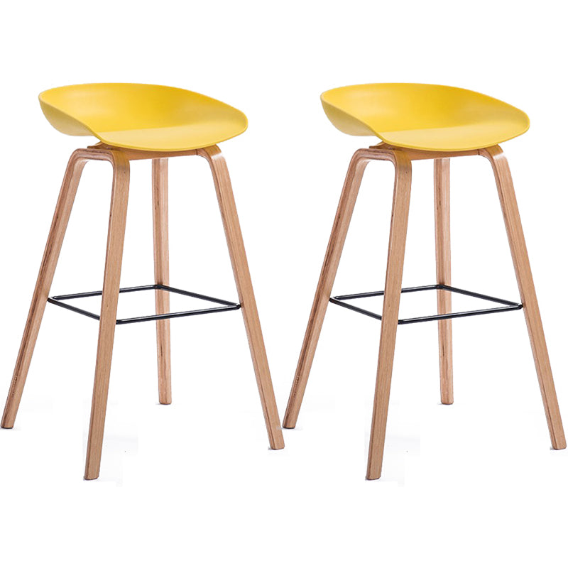 Contemporary Style Plastic Counter Stool Counter Height Bucket Bar Stool