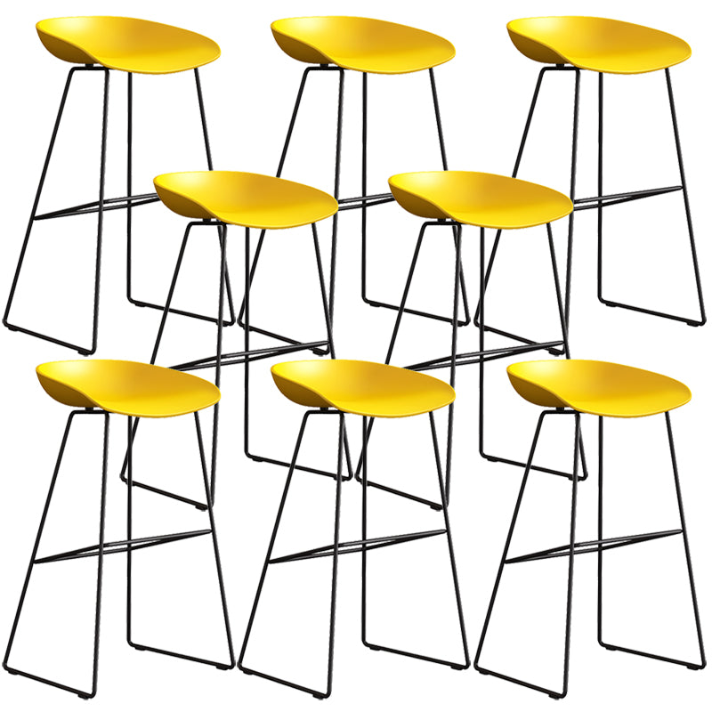 Contemporary Style Plastic Counter Stool Counter Height Bucket Bar Stool