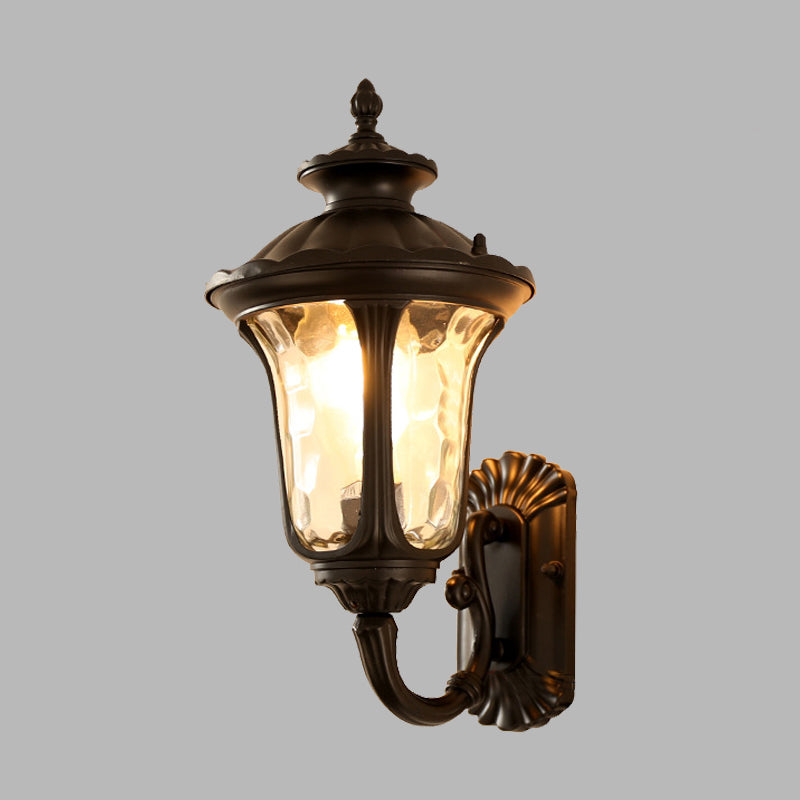 Wasserglas Lotus Leichtfarmhaus 1 Lampe Outdoor -Wandlampe in Messing/Schwarz