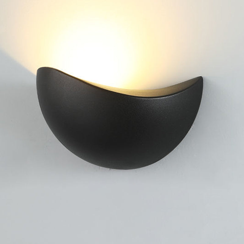 Modern Style Waveform Shape Wall Sconce Metal 1 Light Sconces for Outdoor