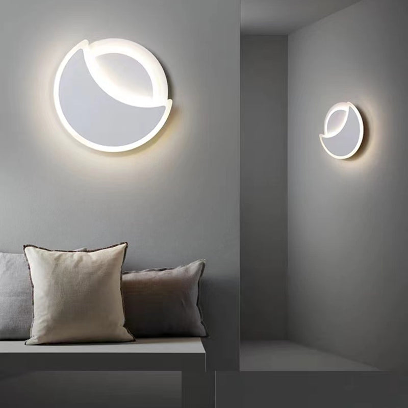 Disk Shape Wall Lamp Modern Style Acrylic 2 Lights Sconce in White / Black