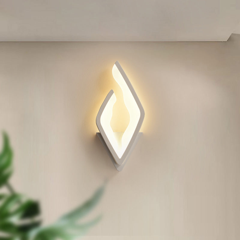 Geometric Wall Lighting Ideas Modern Metal 1 Light Wall Mounted Lighting in White