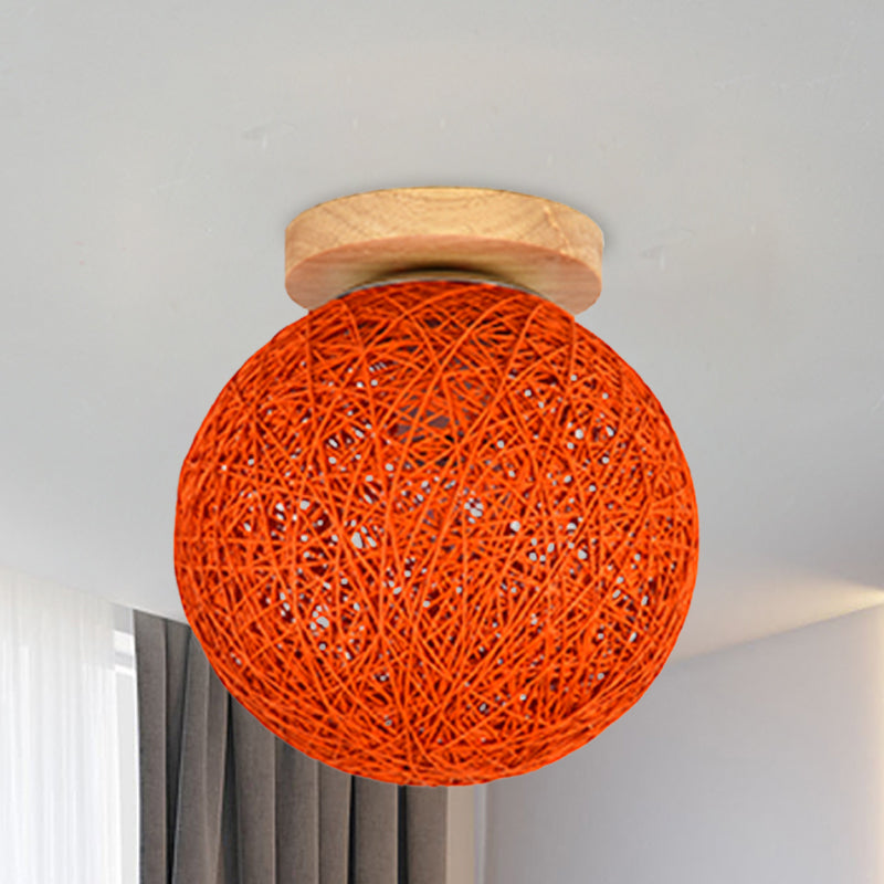 Lámpara de techo de pasillo de 1 cabezal tejida a mano de estilo moderno con pantalla esférica de ratán de 6"/8" de ancho en rojo/rosa