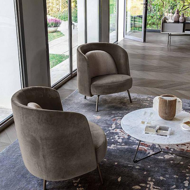 Modern Style Recessed Arms Chair with Black Metal Basic Four Leg