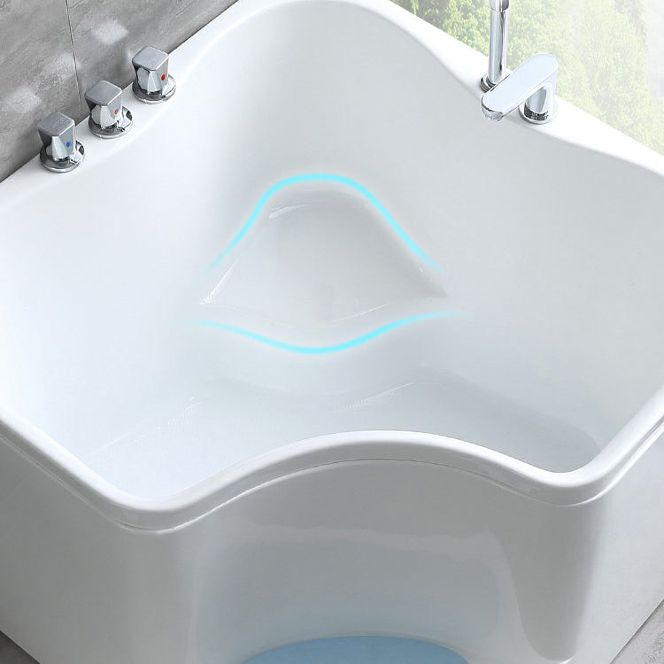 Modern Corner Soaking Bathtub White Acrylic Bathtub with Center-Front Drain