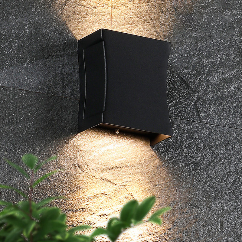 Modern Style Geometry Shape Wall Sconce Metal 2 Light Sconces for Outdoor