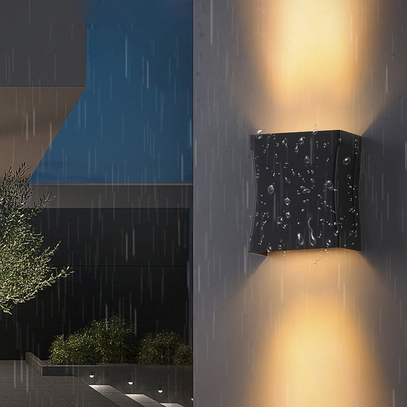 Modern Style Geometry Shape Wall Sconce Metal 2 Light Sconces for Outdoor