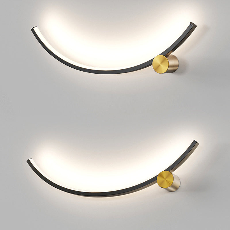 Linear Shape Wall Lamp Modern Style Acrylic 1 Light Sconce in Black