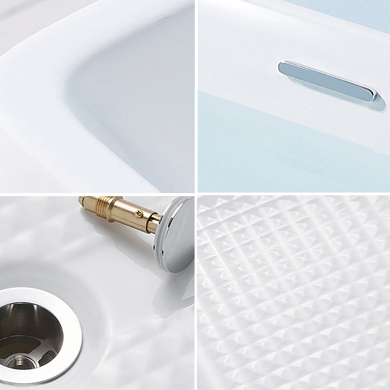 Freestanding Acrylic Bathtub Oval Soaking Tub  with Slotted Overflow & Pop-up Drain
