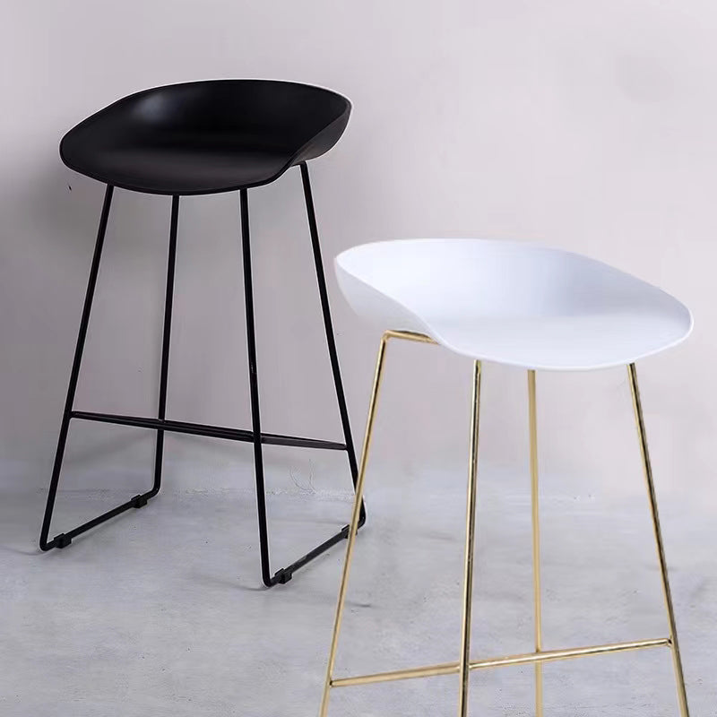 Industrial Bar Stool with Bucket Plastic Stool for Restaurant