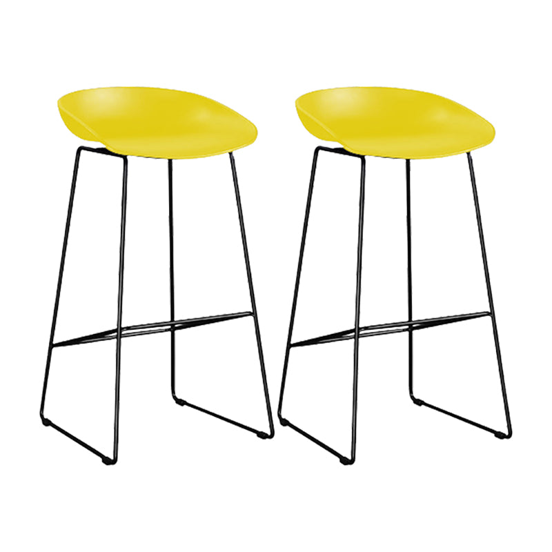 Industrial Bar Stool with Bucket Plastic Stool for Restaurant