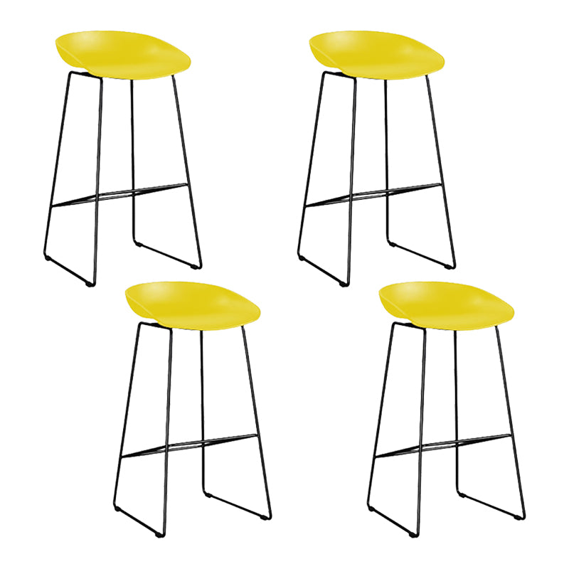 Industrial Bar Stool with Bucket Plastic Stool for Restaurant