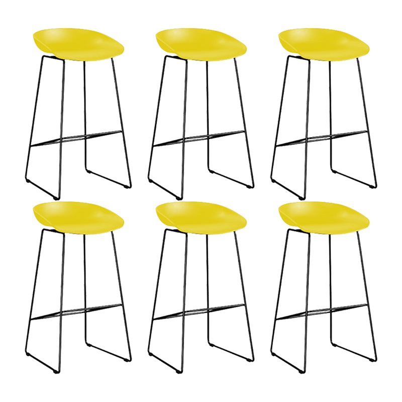 Industrial Bar Stool with Bucket Plastic Stool for Restaurant