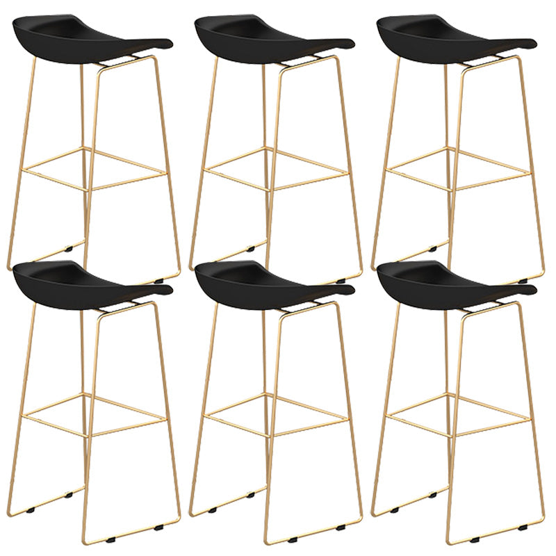 Contemporary Plastic Counter Stools Metal Bar Stool for Home Use