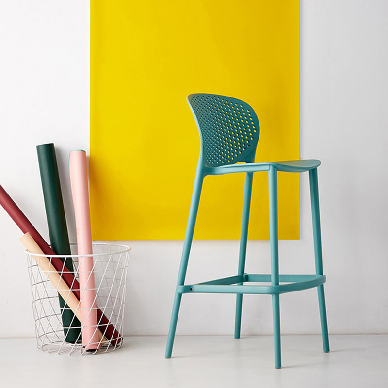 Industrial Low Back Counter Stool Plastic Counter Height Stools for Kitchen