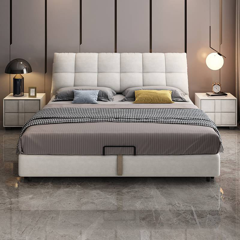 Contemporary Panel Bed Pine Wood Standard Bed with Metal Legs