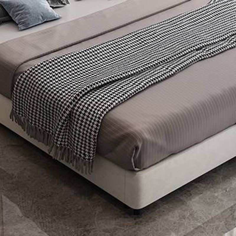 Contemporary Panel Bed Pine Wood Standard Bed with Metal Legs