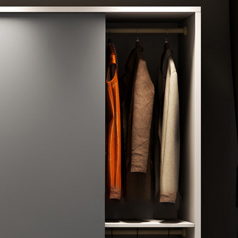 Modern Style Sliding Doors Armoire Wooden Storage Cabinet with Shelves