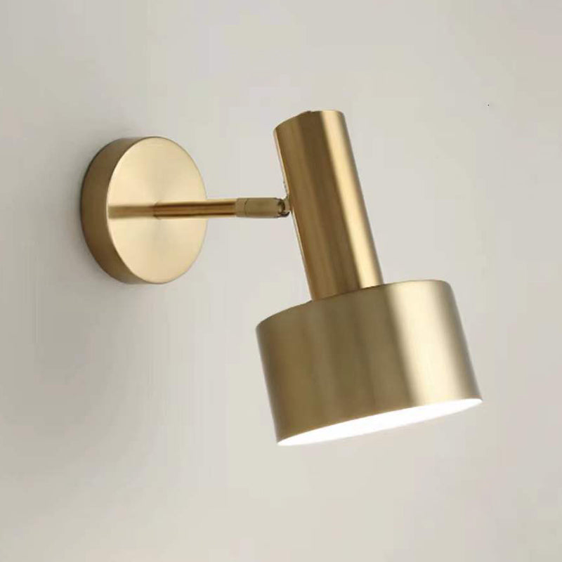 Metal Geometric Shape Wall Sconce Modern Style 1-Light Wall Light Fixture