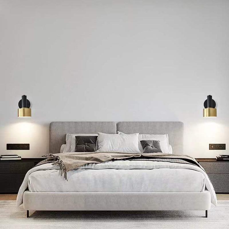 Metal Geometric Shape Wall Sconce Modern Style 1-Light Wall Light Fixture