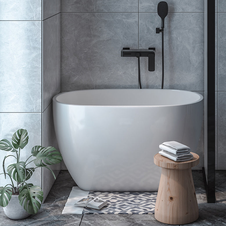 Modern Oval Soaking Bath Tub Freestanding Acrylic-Fiberglass Bath Tub