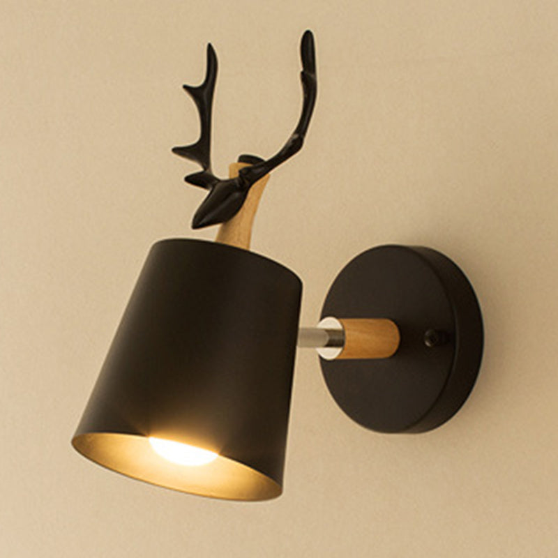 Modern Style Antlers Shape Wall Sconce Metal 1 Light Sconces for Bedroom