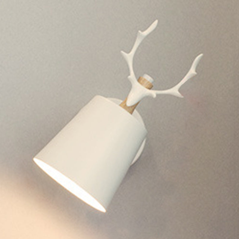 Modern Style Antlers Shape Wall Sconce Metal 1 Light Sconces for Bedroom