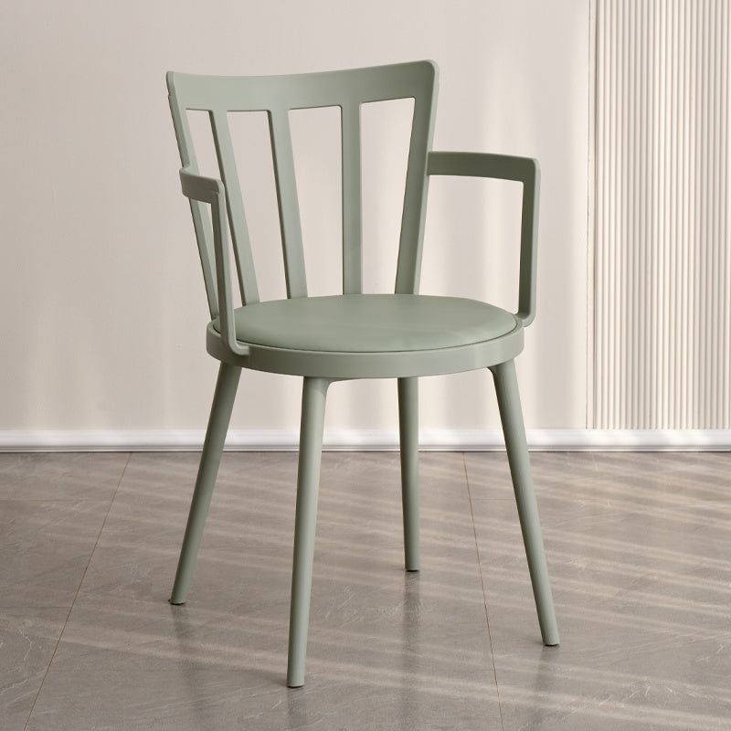 Contemporary Style Arm Chair Plastic Winsor Back Indoor Chair for Dining Room