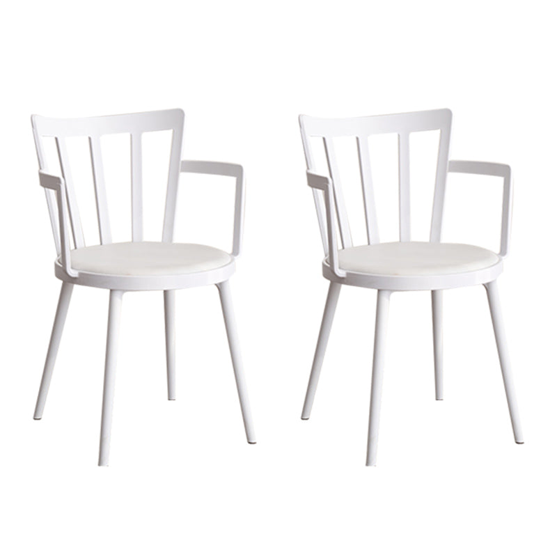 Contemporary Style Arm Chair Plastic Winsor Back Indoor Chair for Dining Room