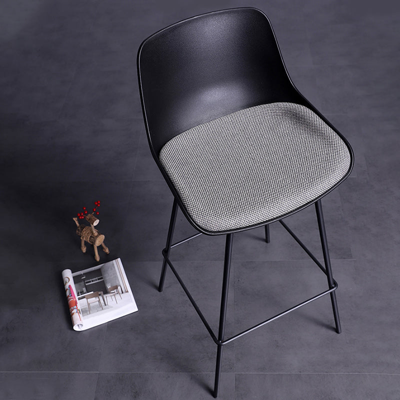 Modern Plastic Bar-stool Bucket Seat Counter Bar Stool with Metal Legs