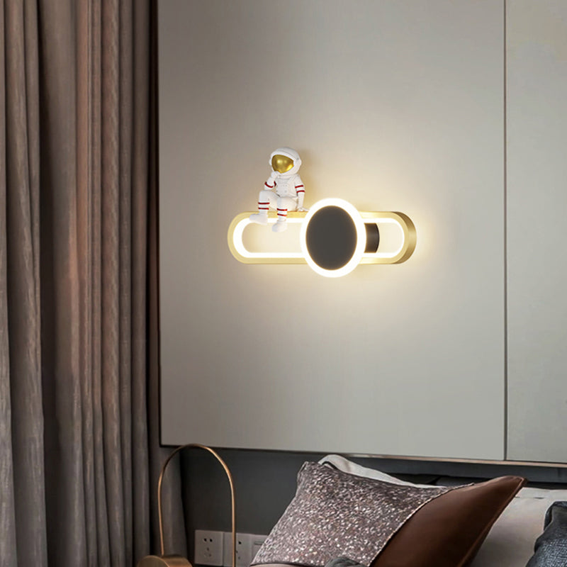 Nordic Style Iron Wall Light Ellipse Shape Wall Lamp for Children's Room (Included Doll)