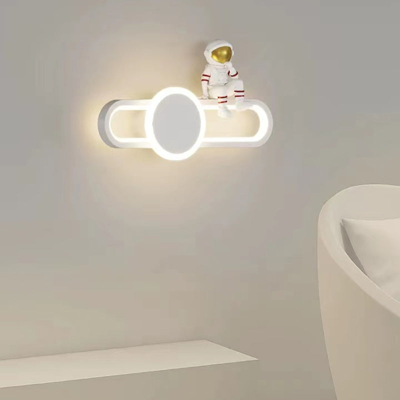 Nordic Style Iron Wall Light Ellipse Shape Wall Lamp for Children's Room (Included Doll)