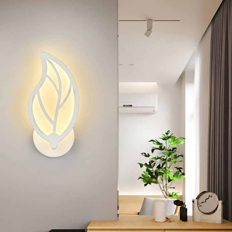 Leaf Shape Wall Lamp Modern Style Acrylic 1 Light Sconce in White