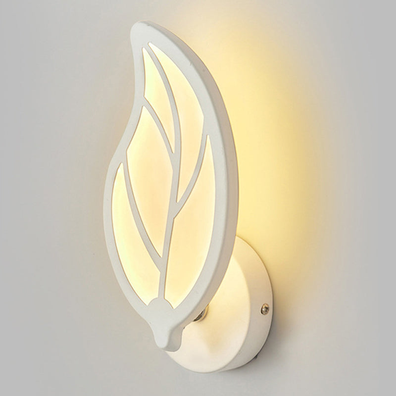 Leaf Shape Wall Lamp Modern Style Acrylic 1 Light Sconce in White