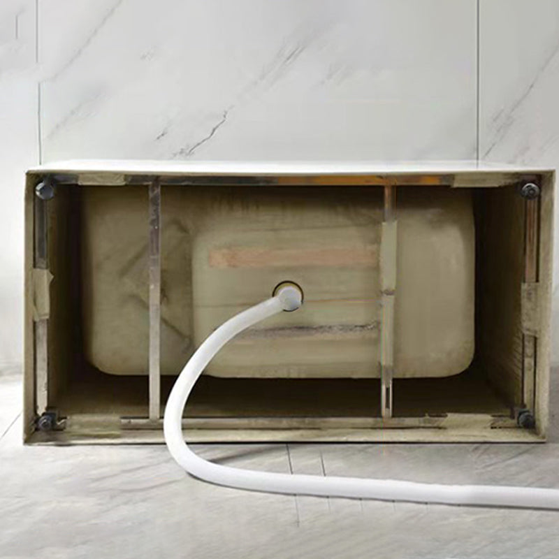 Modern Soaking Bath Tub Center Drain Placement Stand Alone Bathtub